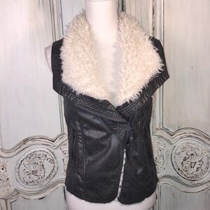 Mag Couture Faux Fur Collar and Lined Dark Metallic Zip Front Vest Size Small